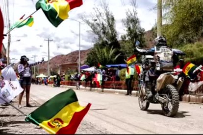 Cristian España valora com li està anant el Dakar