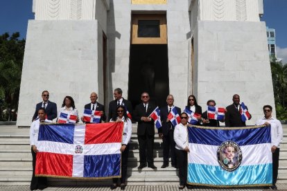 8_El País_05_1A,p01