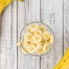 ¿Tienes unos plátanos en el frutero a punto de estropearse? No los tires y dales salida con estas deliciosas recetas.