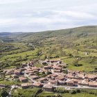 Vista panorámica de la localidad serrana de Pineda de la Sierra.